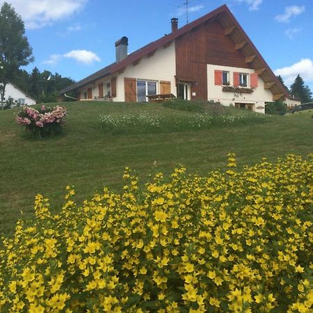 Bed and Breakfast Au Charnet Les Fourgs Esterno foto