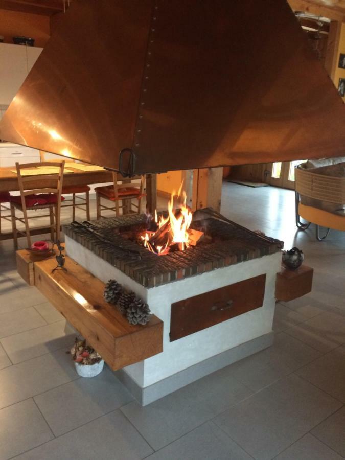 Bed and Breakfast Au Charnet Les Fourgs Esterno foto